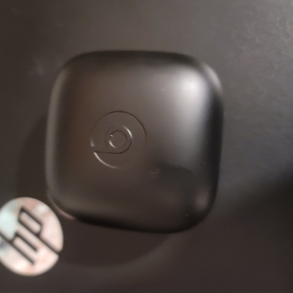 *SOLD* Powerbeats Pro - Picture 3 of 3